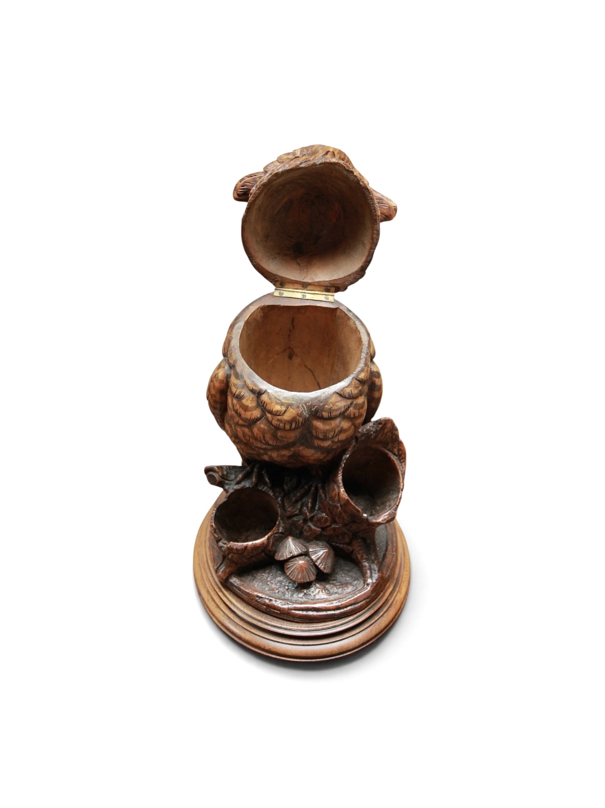 A Swiss Carved Black Forest Linden Wood Tobacco Box - Image 7