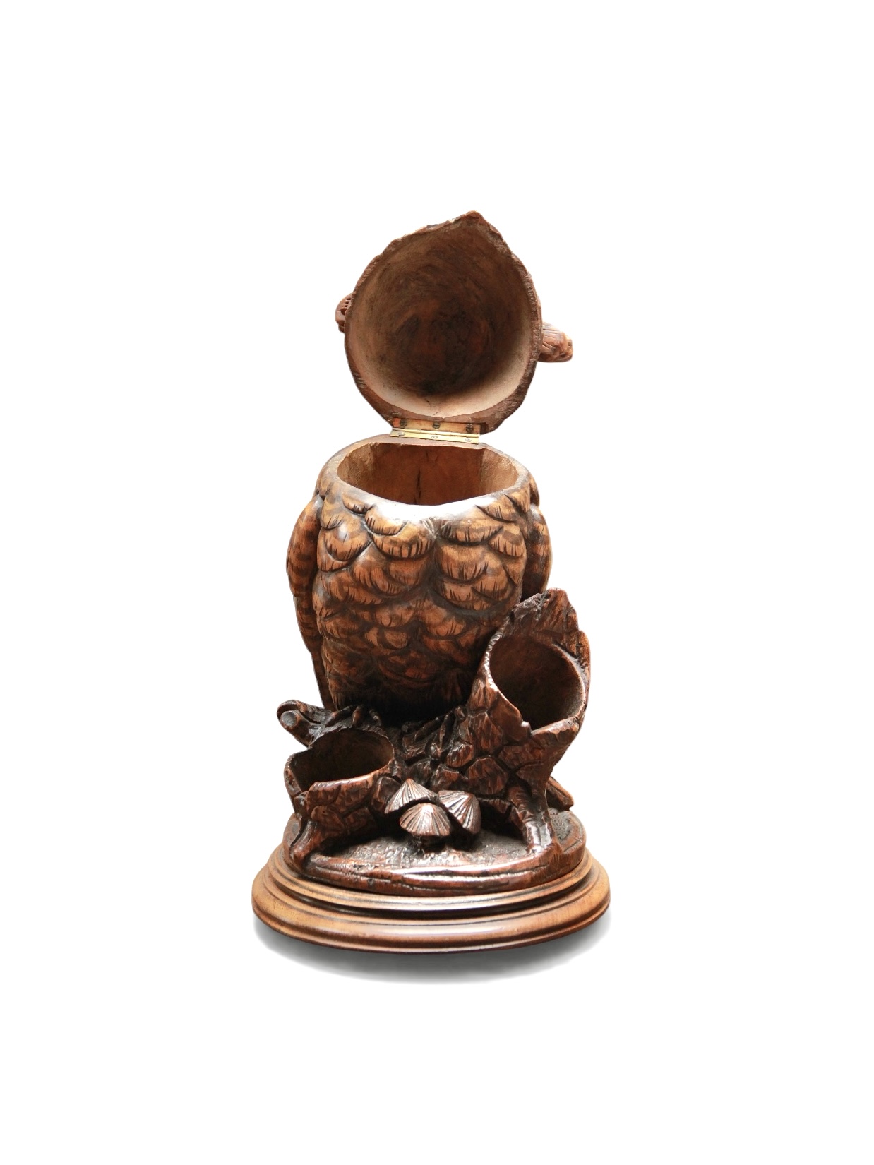 A Swiss Carved Black Forest Linden Wood Tobacco Box - Image 8